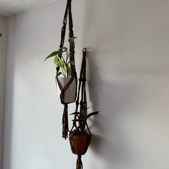 Macrame Plant Hangers - Picture 4 of 9